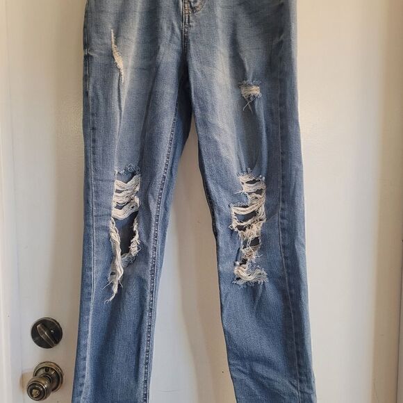 Wild fable high rise distressed jeans - Picture 2 of 5